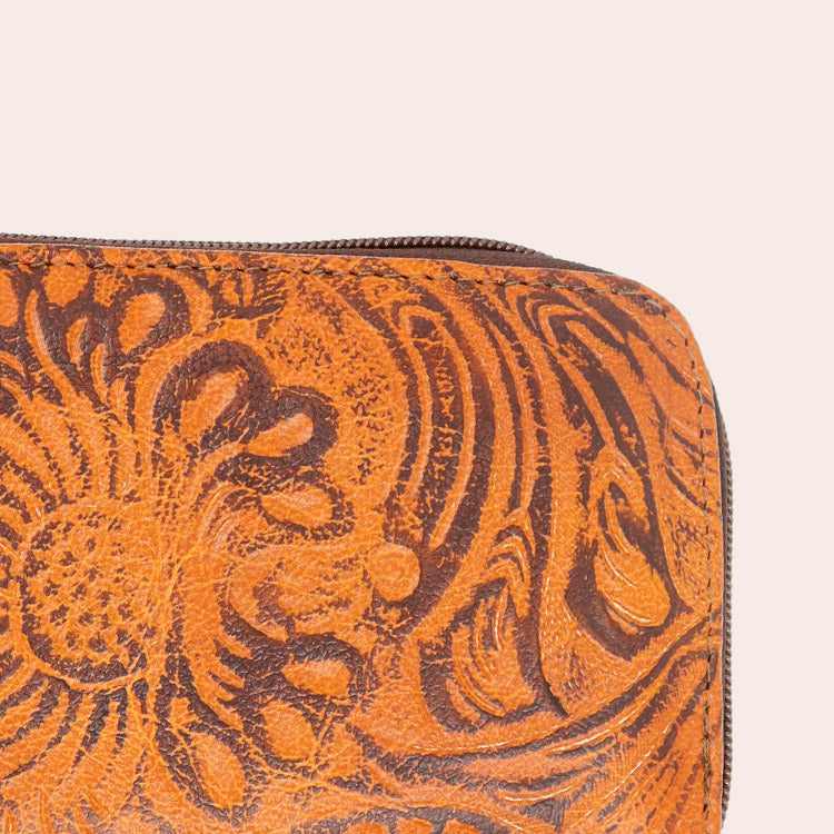 Cartera cincelada Sol