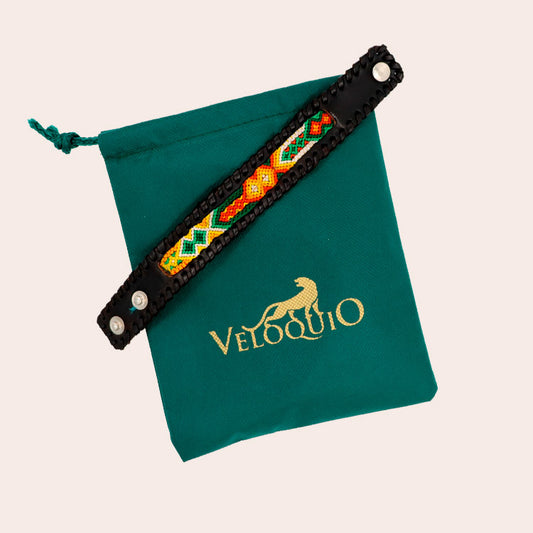 Pulsera Artesanal Tradicional